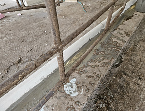 Oprava stáje pro skot